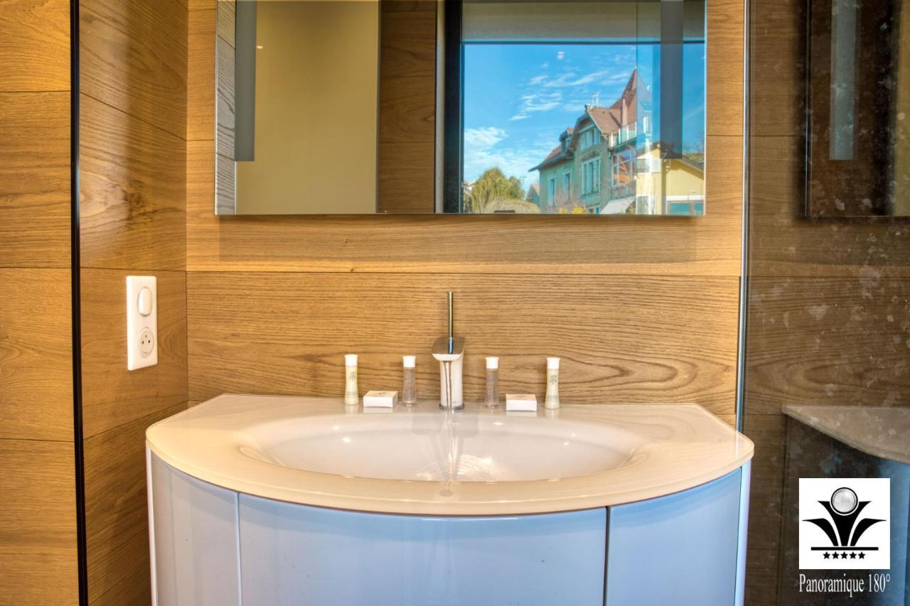 Panoramique 180 Lac Et Montagne Et Nid Secret Spa Romantique Анси Экстерьер фото